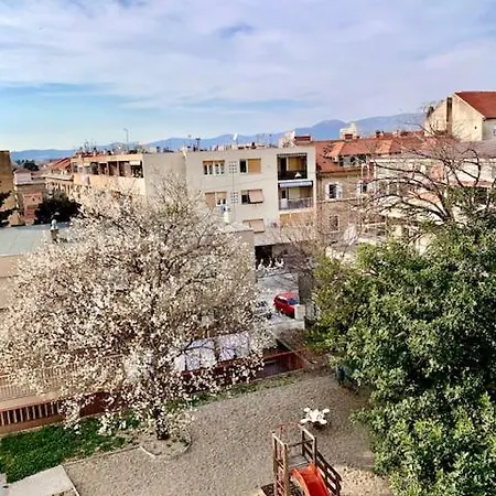 Quatro Apartment