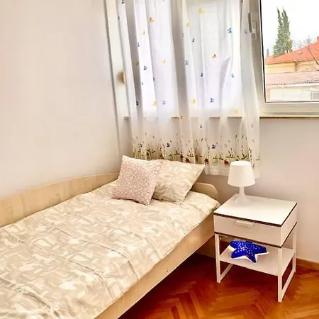 Apartment Quatro *
